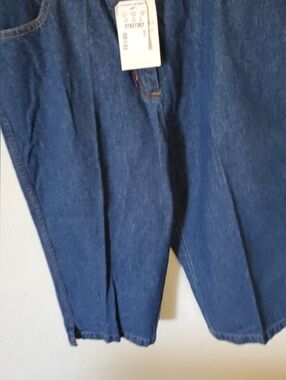 Womens Cropped Jeans